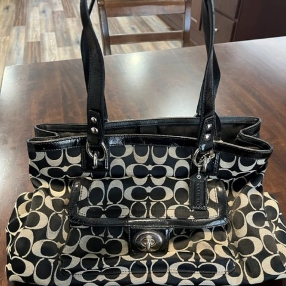 Coach purse
